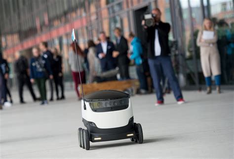 Zustellung per Roboter: Pilottest von Hermes und Starship in 